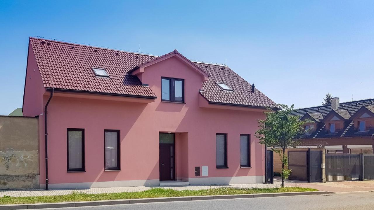 Apartment De Luna Πράγα Εξωτερικό φωτογραφία