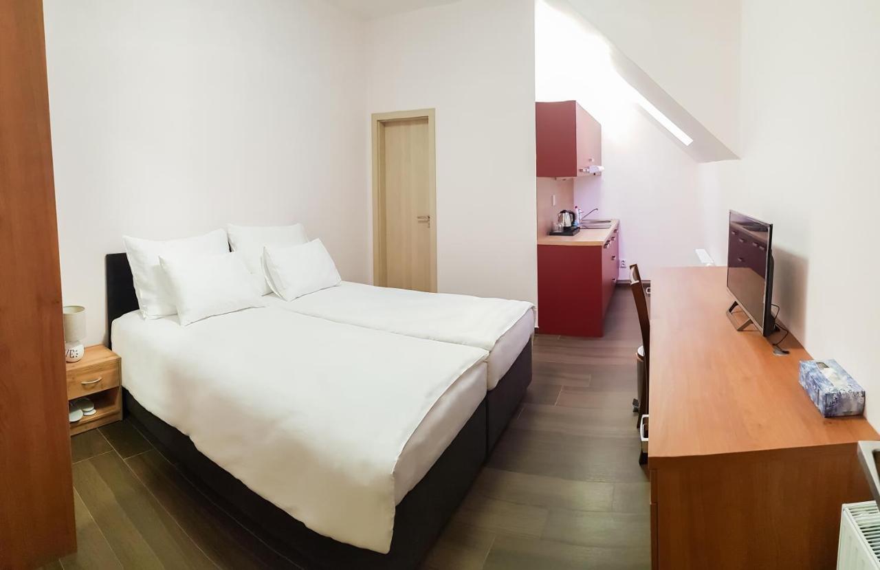 Apartment De Luna Πράγα Εξωτερικό φωτογραφία